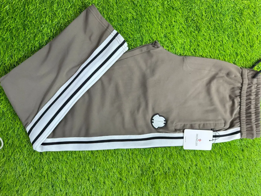 Moncler trouser.webp